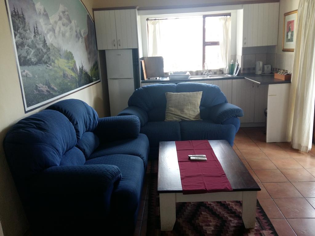 Alpine Inn Джордж Екстериор снимка